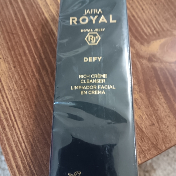 Jafra Cleanser - Picture 2 of 3